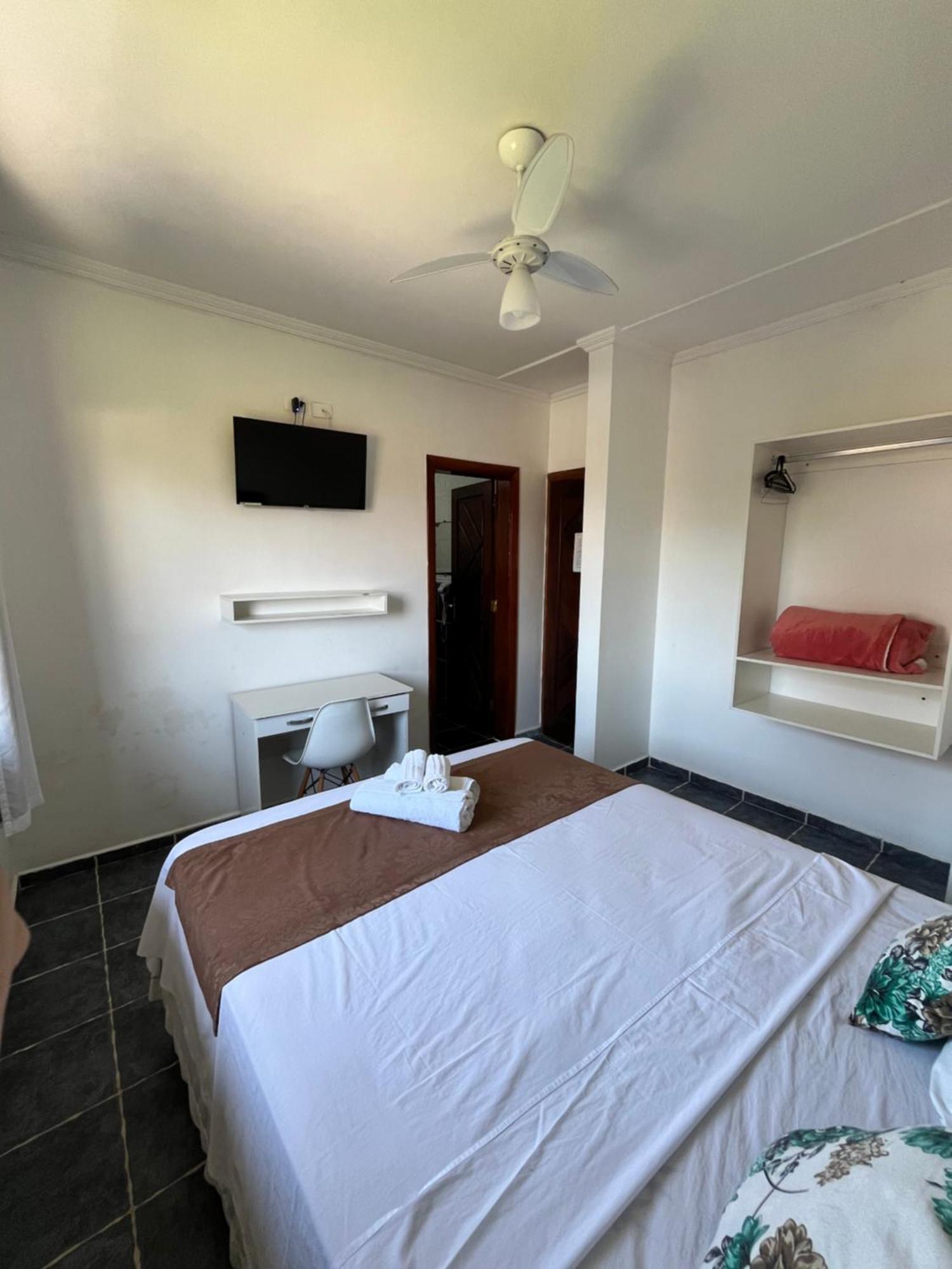 Deluxe Suite with Spa Bath,750460997:JPEG